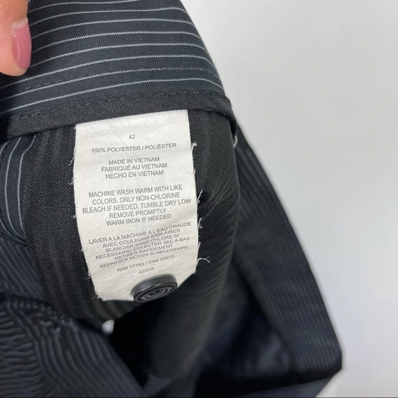 Men's PGA Tour Black Pinstripe Golf Shorts Sz 42 - Picture 6 of 7